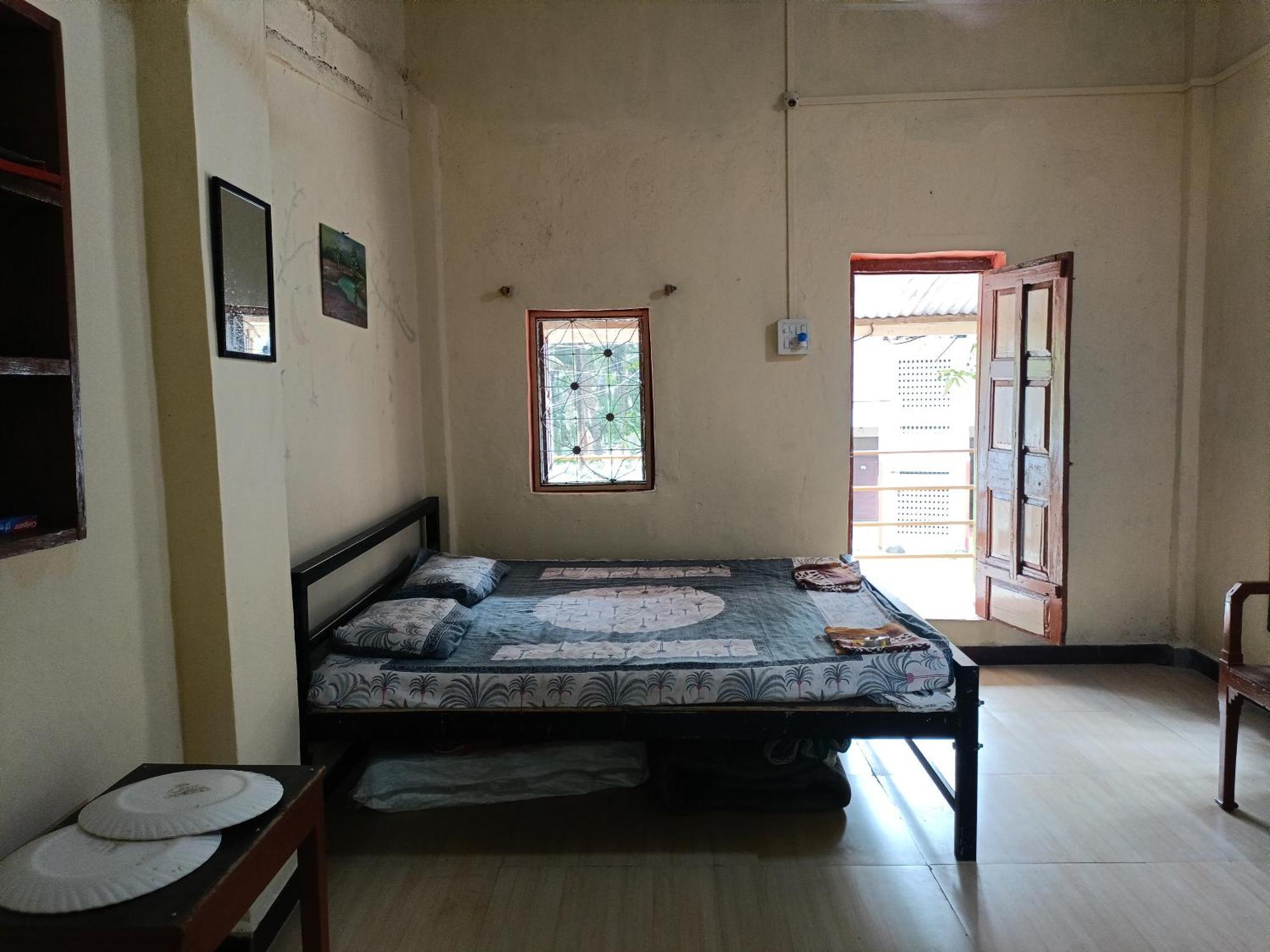 Parvati Niwas Homestay -Nearby Revdanda Beach & Fort - Wifi Available アリバグ エクステリア 写真